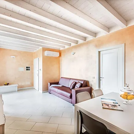 Corte Benaco By Wonderful Italy Toscolano-Maderno Exterior foto